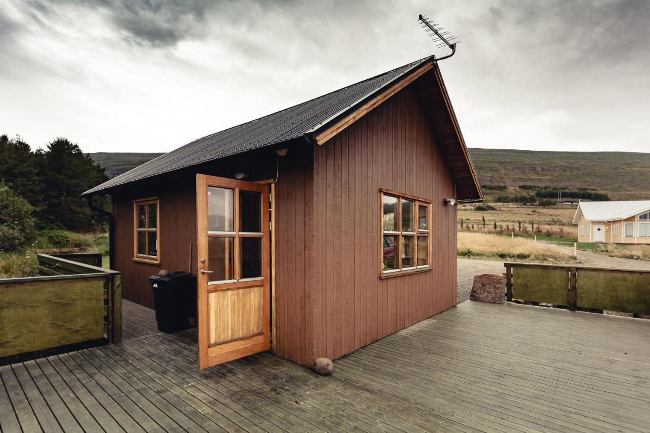 Villa Bjoerkin - Cozy Cabin With Excellent View Akureyri Exterior foto