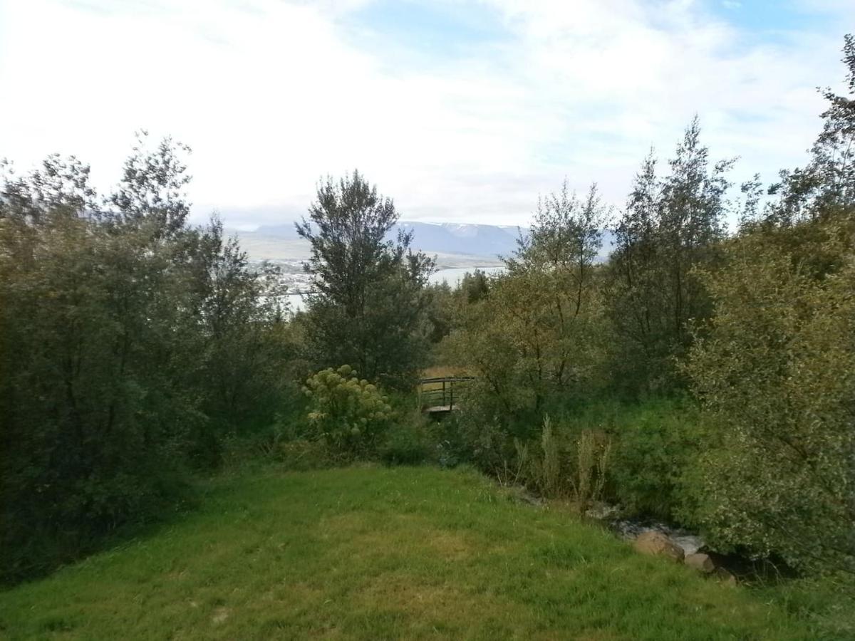 Villa Bjoerkin - Cozy Cabin With Excellent View Akureyri Exterior foto